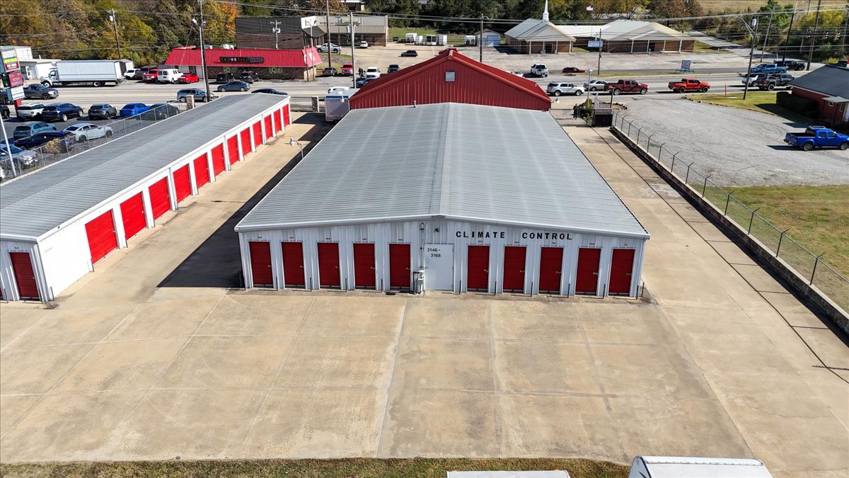 U-Lock-It Poteau aerial view 17