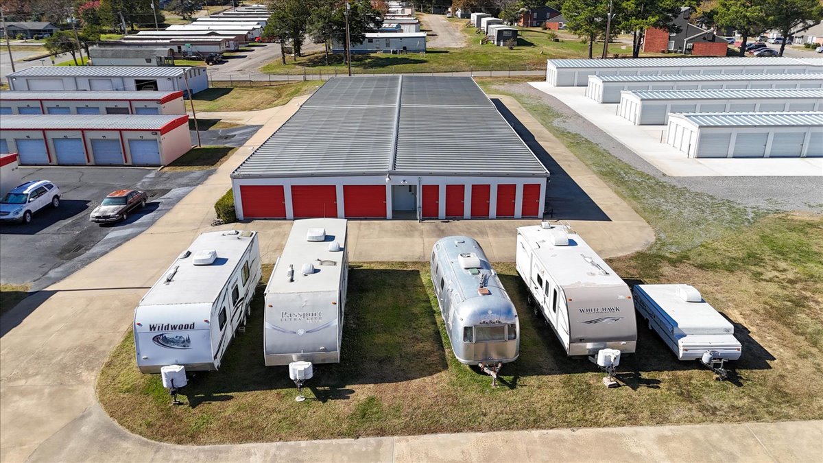 U-Lock-It Poteau aerial view 18